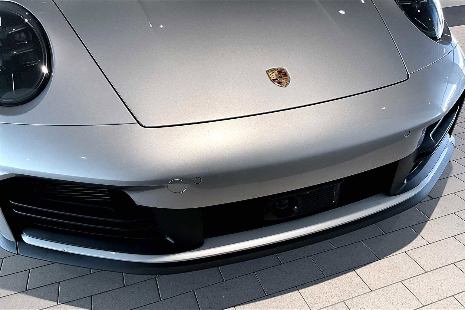 Used 2025 Porsche 911 Carrera image 32
