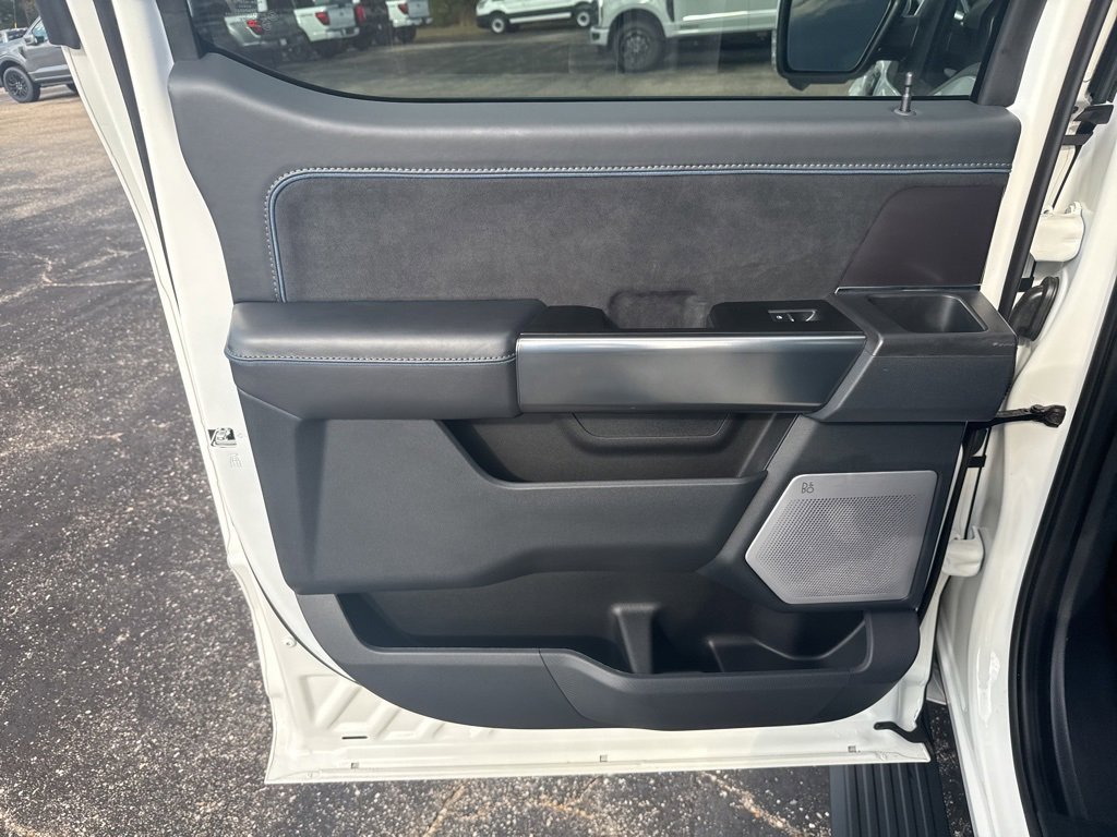 Used 2025 Ford F150 Platinum w/ Equipment Group 702A High image 30