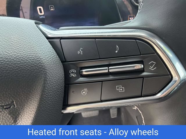 Certified 2025 Chevrolet Traverse LT w/ Driver Confidence Package FWD image 14