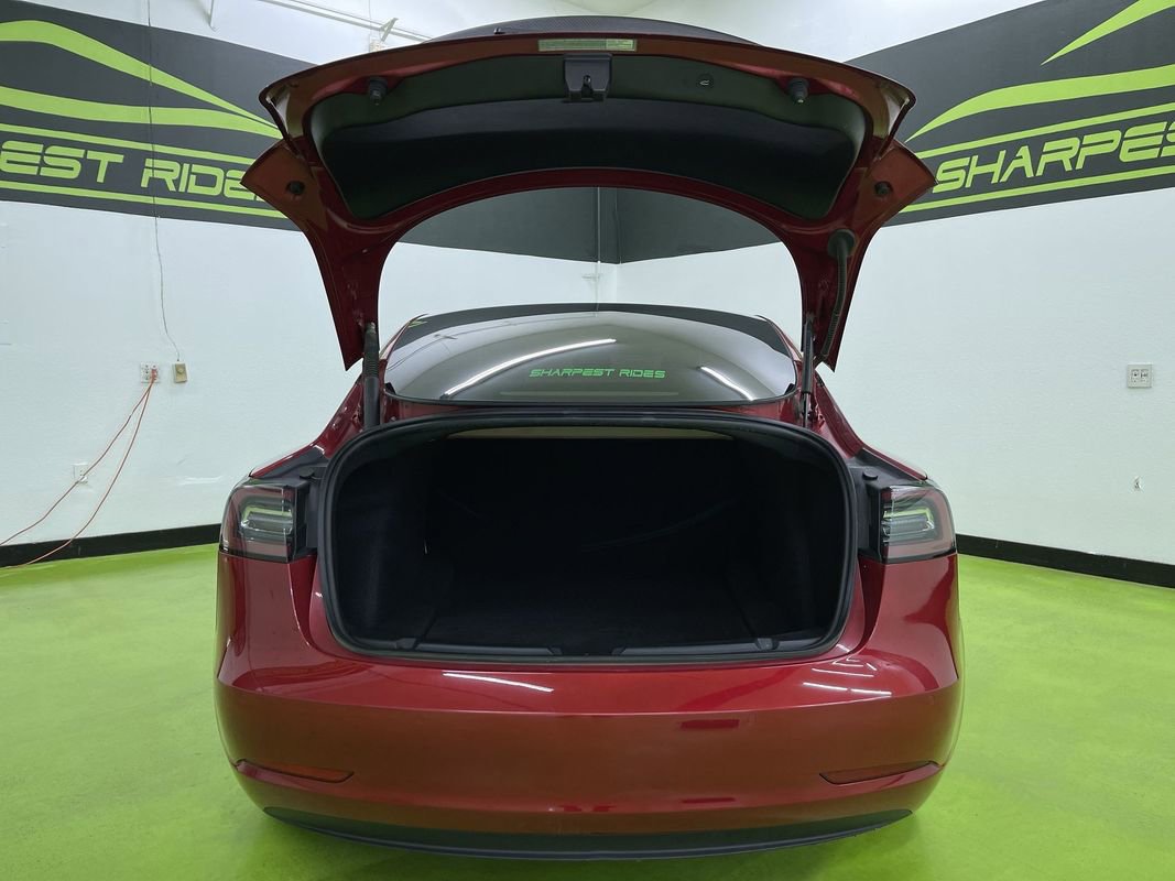 Used 2021 Tesla Model 3 Performance image 9