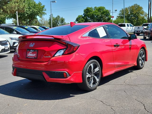 Used 2017 Honda Civic Touring image 3