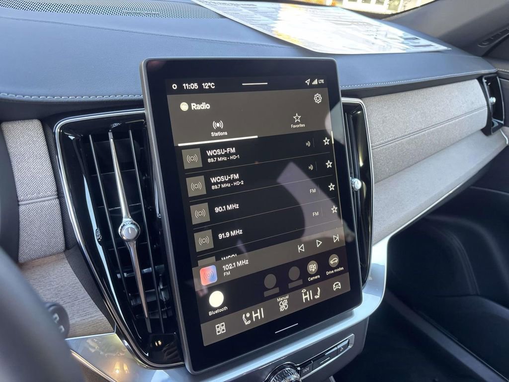 New 2026 Volvo XC90 B6 Plus w/ Protection Package Premier image 20