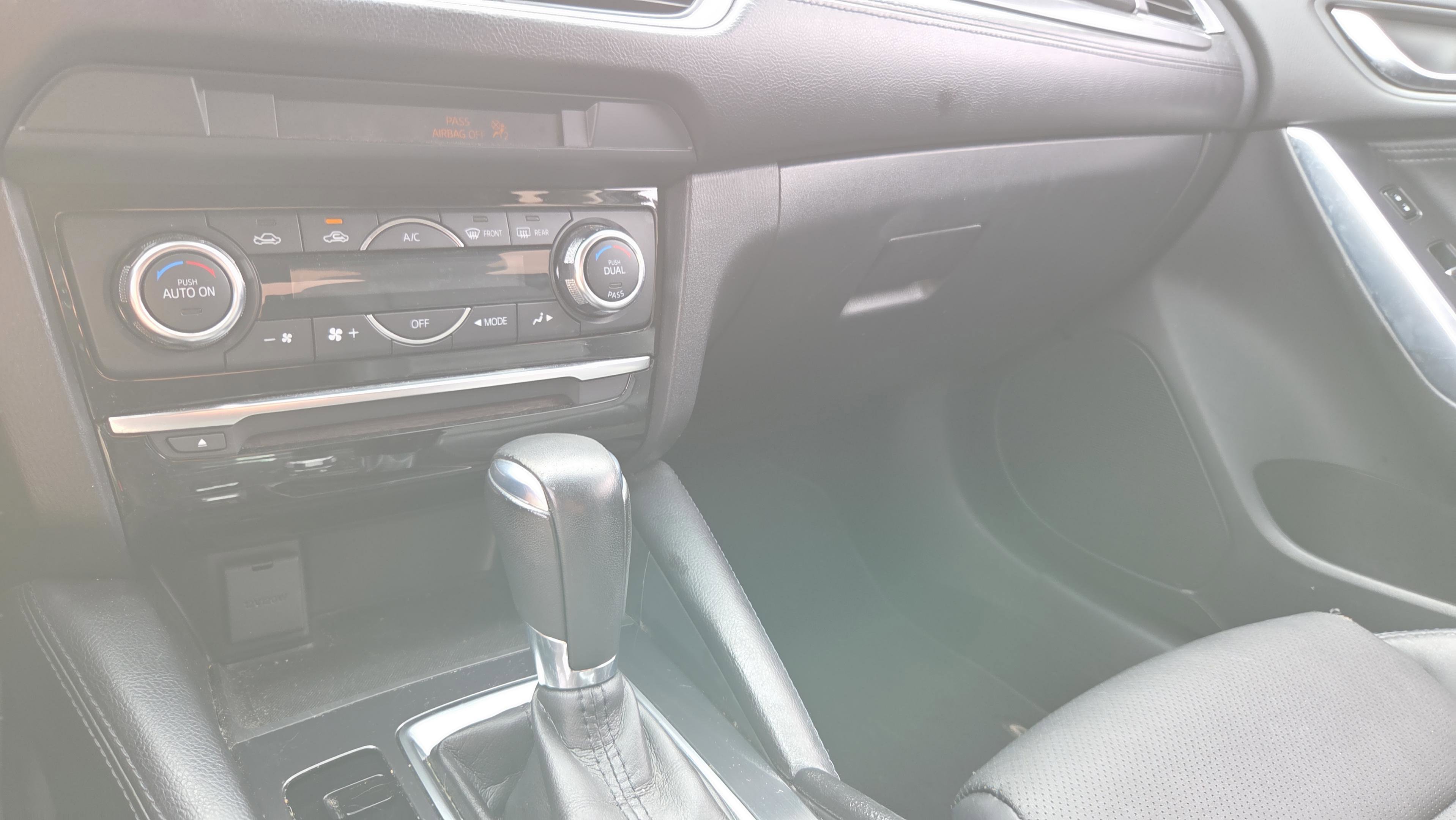 Used 2016 MAZDA MAZDA6 Touring image 34