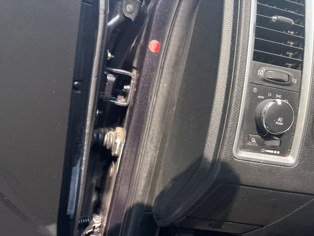 Used 2015 RAM 1500 Big Horn AWD/4WD image 16