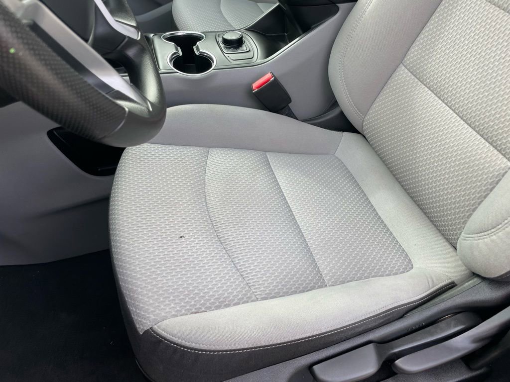 Used 2024 GMC Terrain SLE FWD image 18