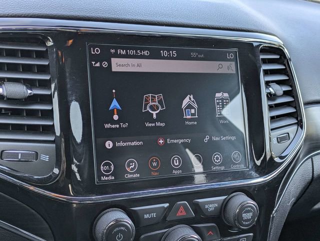 Used 2021 Jeep Grand Cherokee Limited image 21