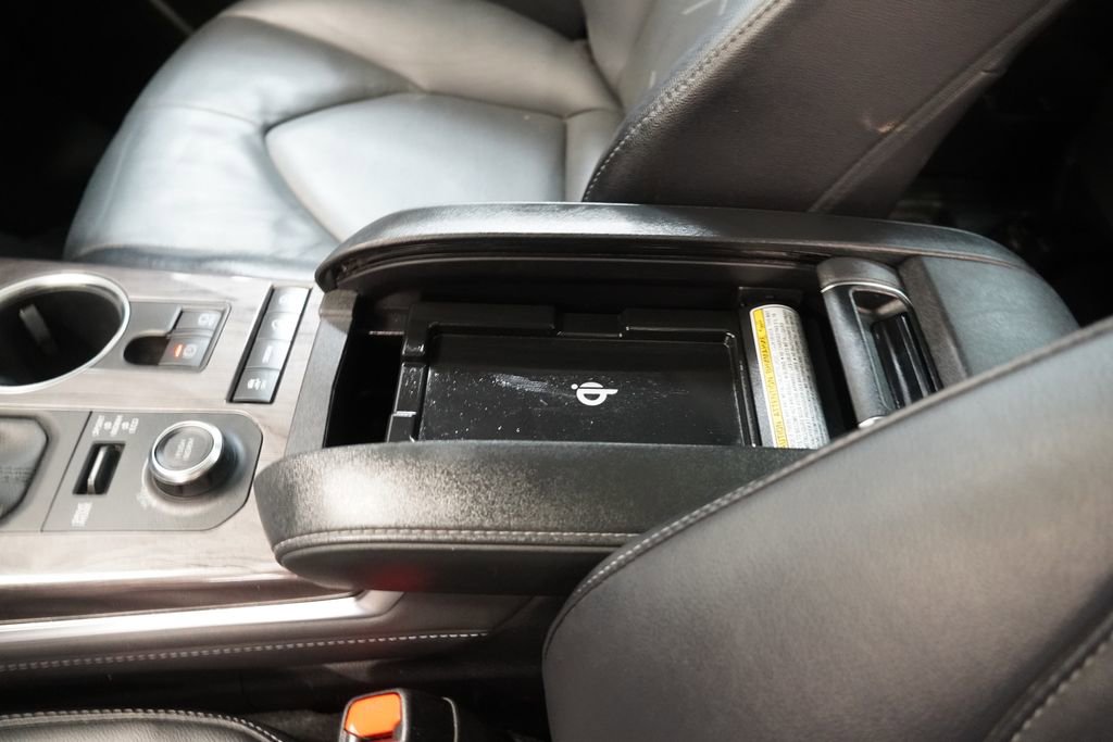 Used 2022 Toyota Highlander Platinum image 25