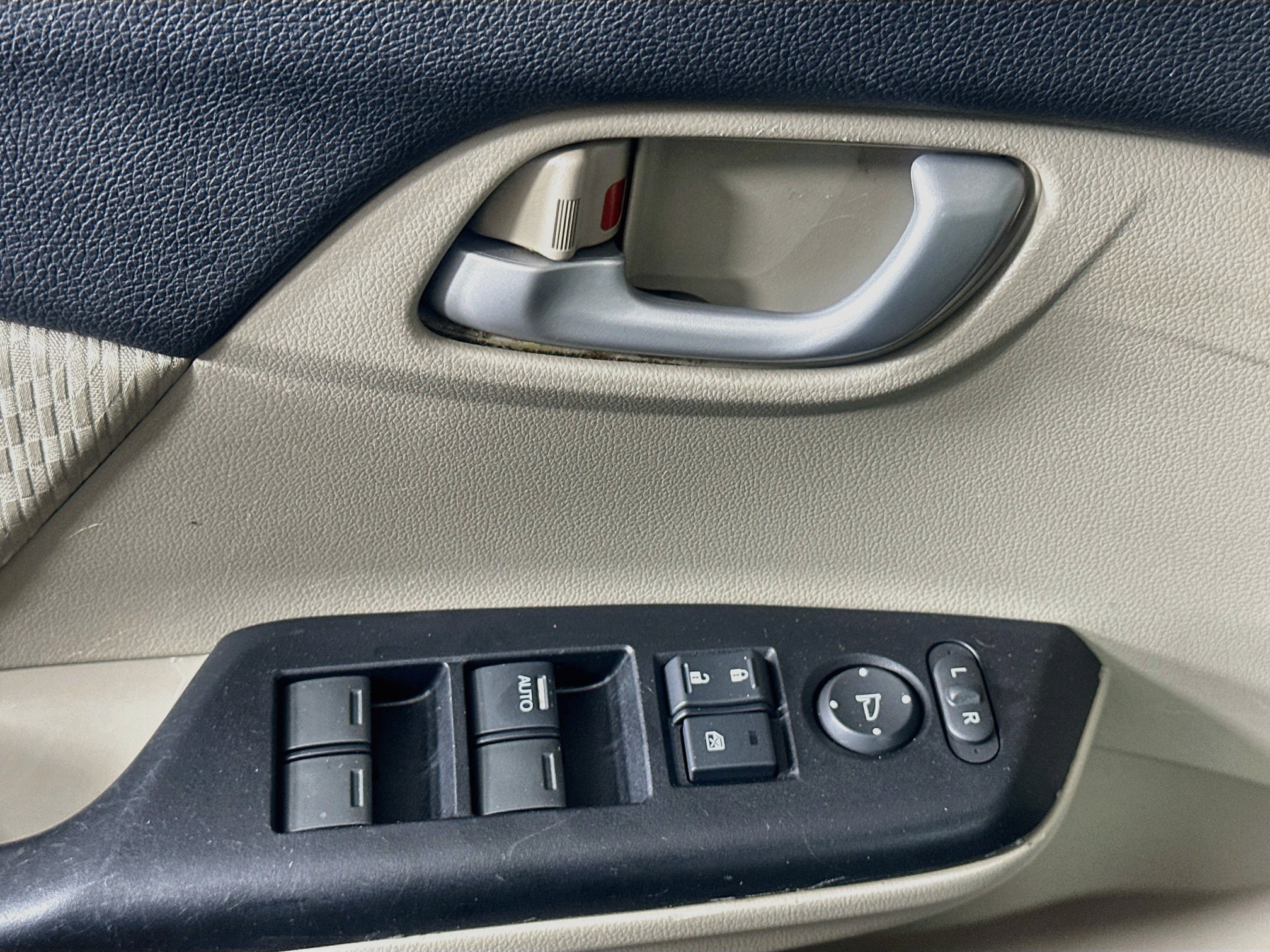 Used 2015 Honda Civic LX image 15