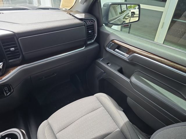 Certified 2022 GMC Sierra 1500 Elevation w/ LPO, Elevation Black Package RWD image 14