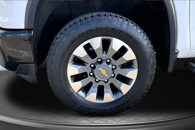 Used 2023 Chevrolet Silverado 2500 Custom w/ Infotainment Package image 32