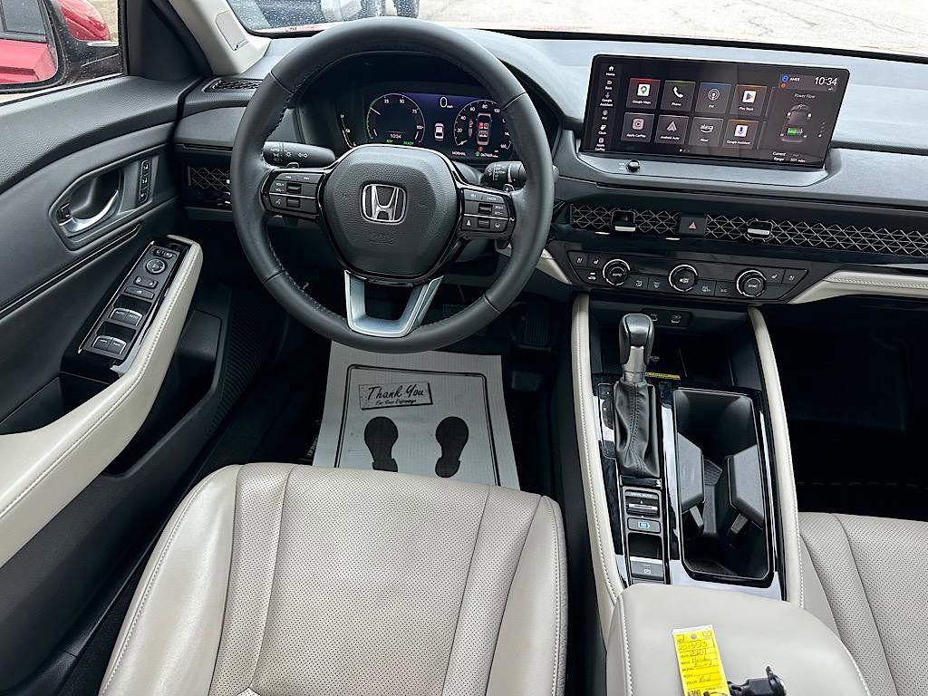 Used 2024 Honda Accord Touring image 18