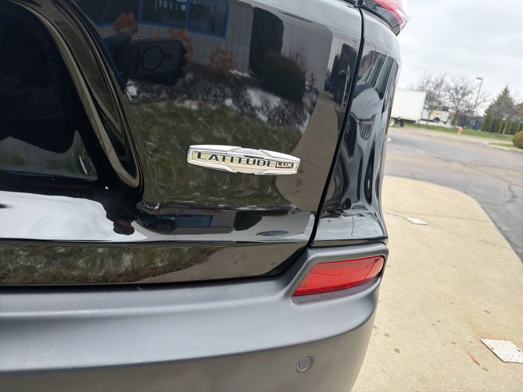 Used 2022 Jeep Cherokee Latitude Lux image 36