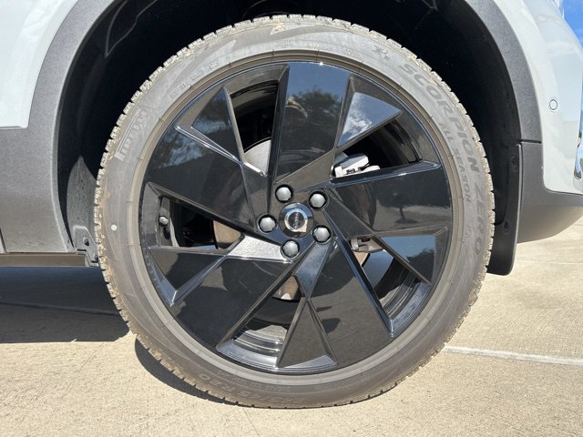 New 2026 Volvo XC40 B5 Ultra w/ Climate Package AWD/4WD image 9