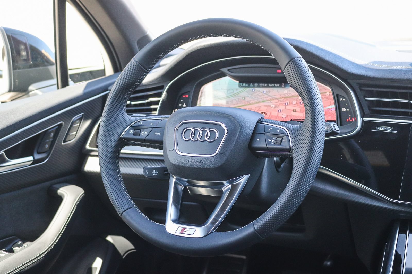 New 2026 Audi SQ7 Prestige AWD/4WD image 15
