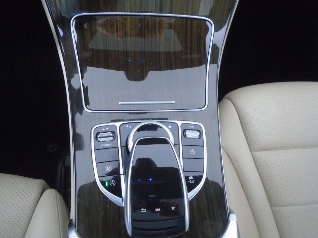 Used 2017 Mercedes-Benz GLC 300 4MATIC image 21