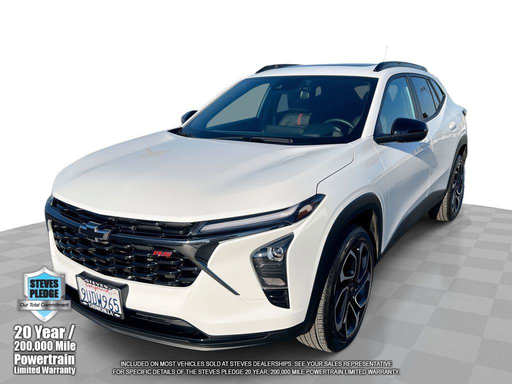 Used 2025 Chevrolet Trax RS w/ Sunroof Package