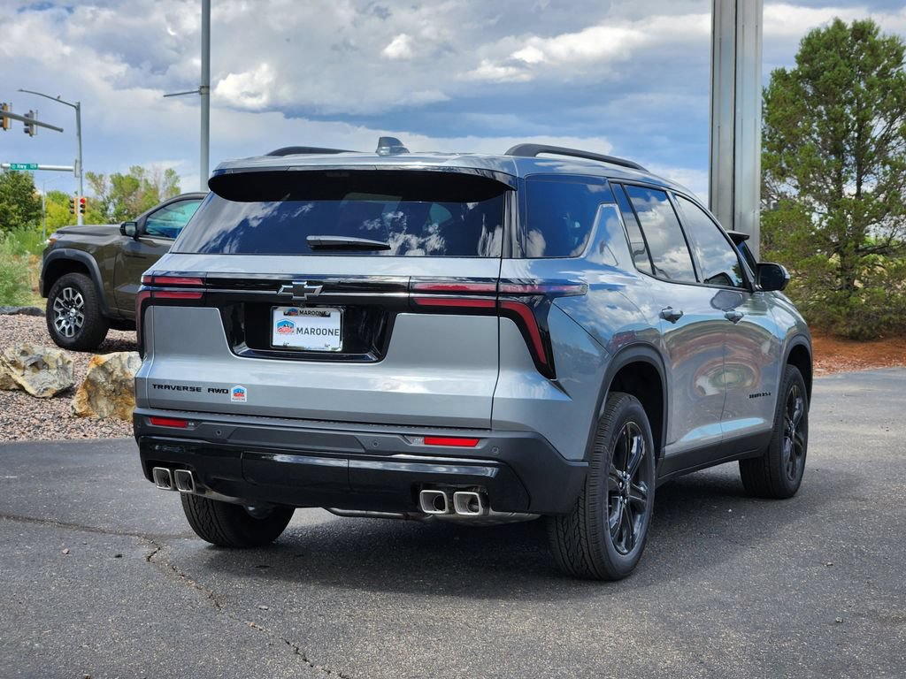 New 2027 Chevrolet Traverse LT w/ Midnight/Sport Edition AWD/4WD image 3