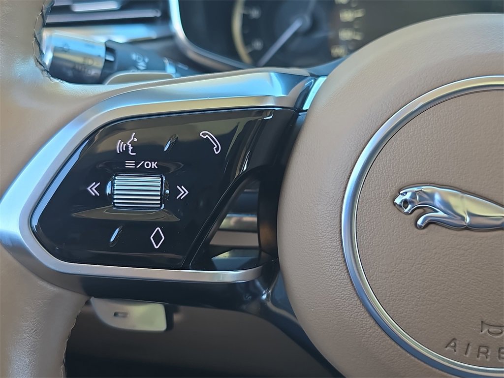 Used 2022 Jaguar F-PACE S image 20