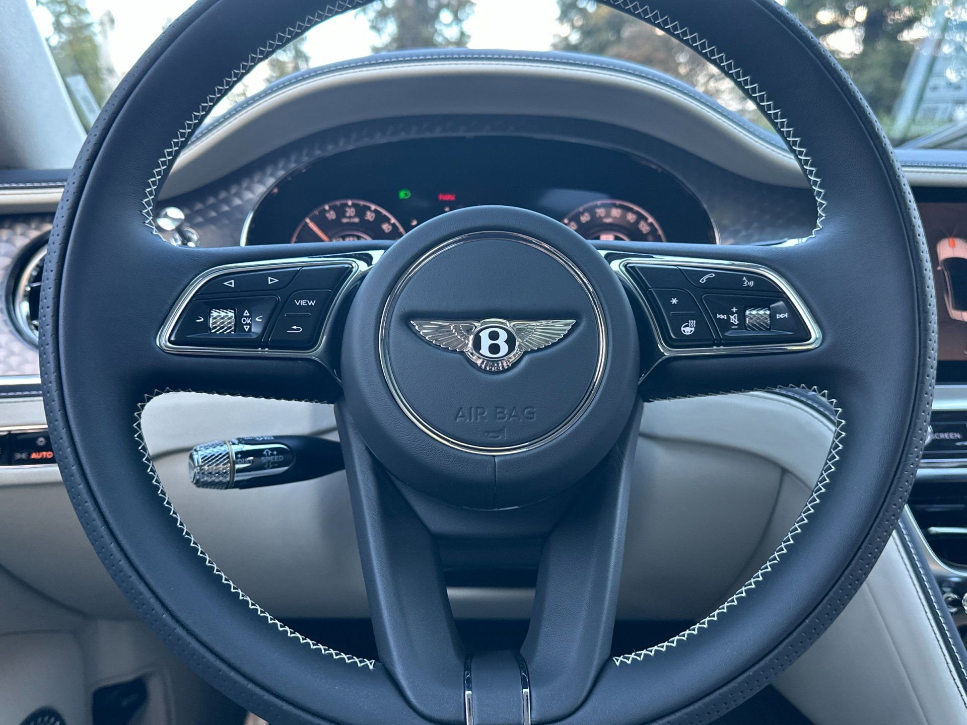 New 2026 Bentley Flying Spur Plug-In Hybrid image 26