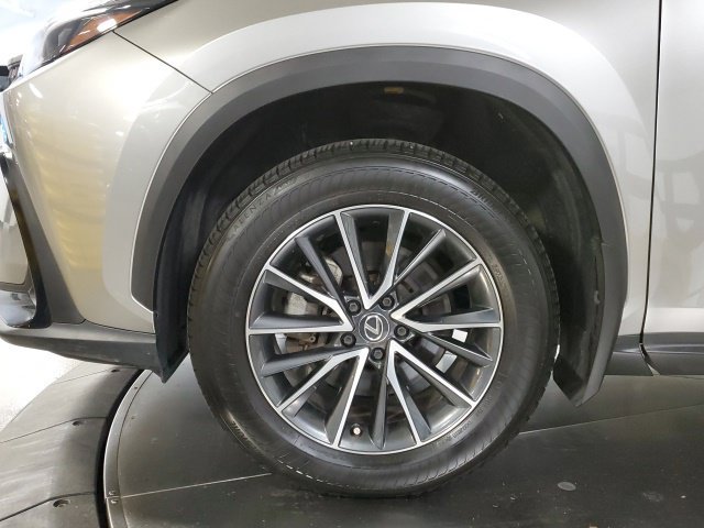Used 2024 Lexus NX 350h AWD image 30