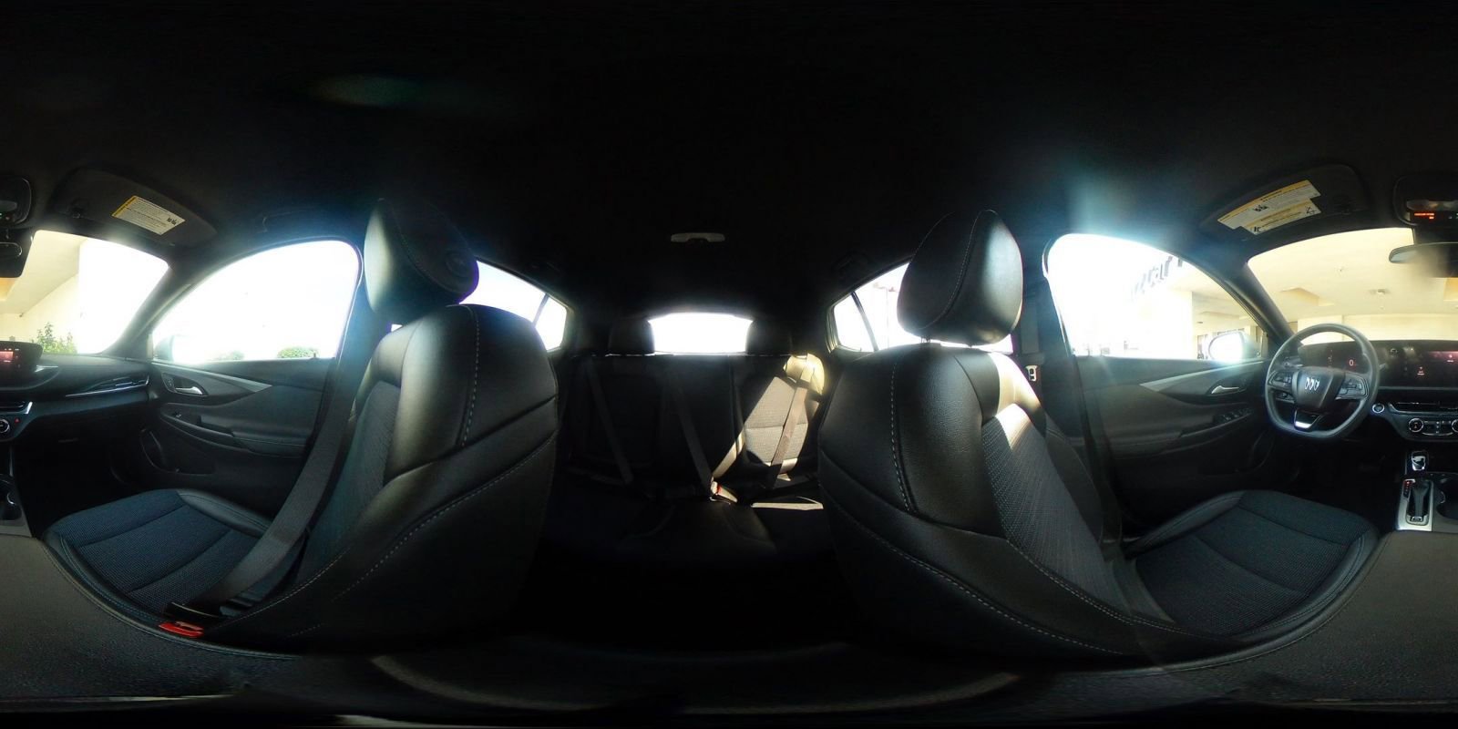 Used 2025 Buick Envista Preferred image 42