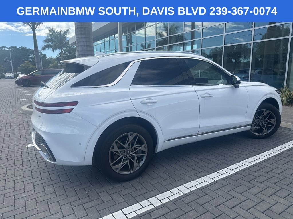 Used 2023 Genesis GV70 2.5T w/ Advanced Package image 6