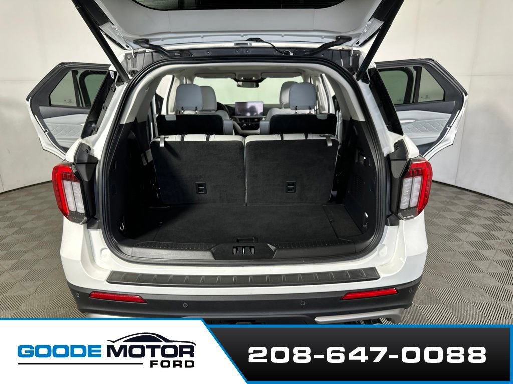 Used 2025 Ford Explorer Platinum w/ Ultimate Package AWD/4WD image 21