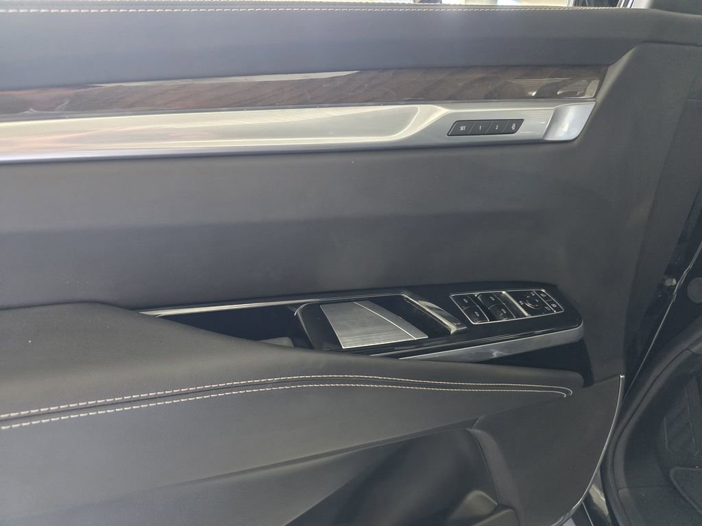 New 2026 Cadillac Escalade Platinum Sport AWD/4WD image 19