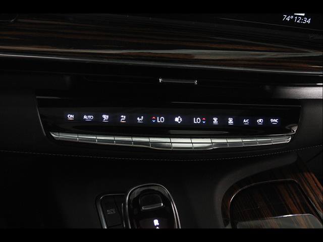 Certified 2022 Cadillac Escalade Premium Luxury AWD/4WD image 17
