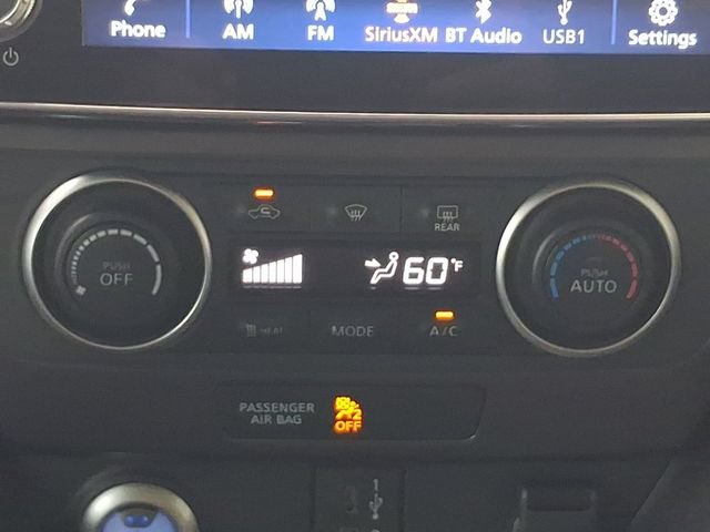 Used 2025 Nissan Leaf S FWD image 5