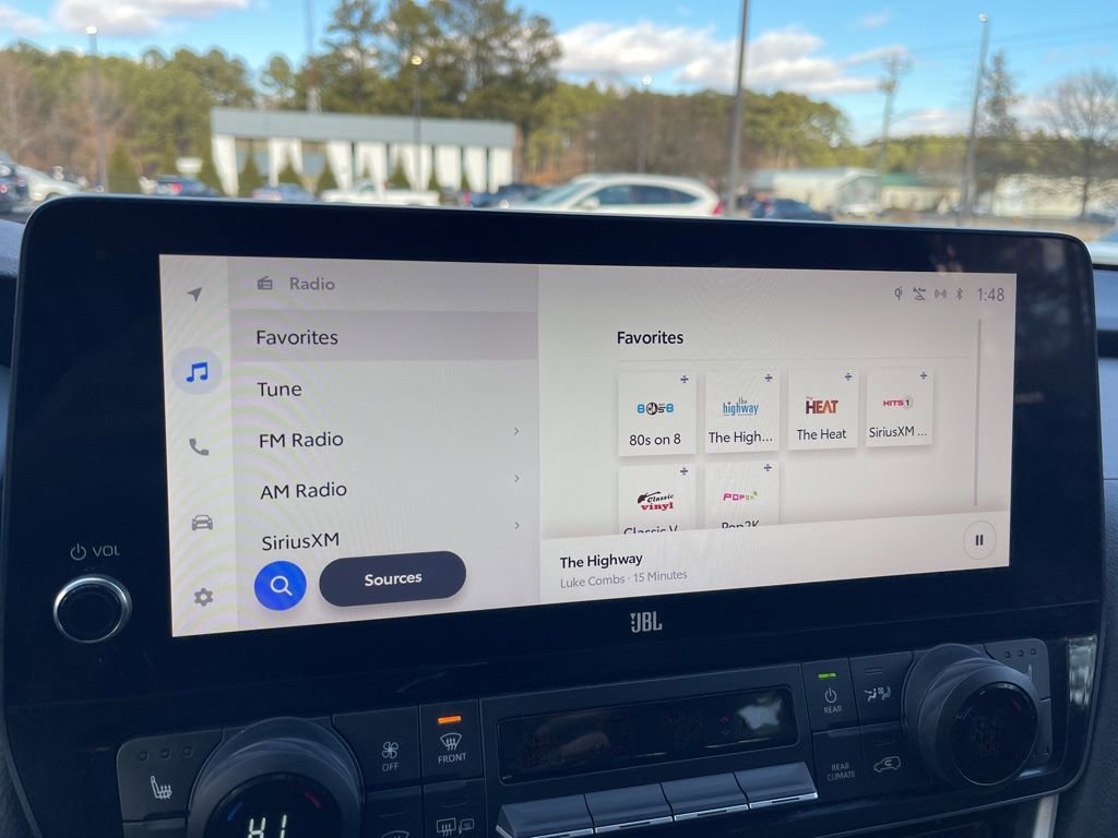 Used 2024 Toyota Grand Highlander Limited image 10