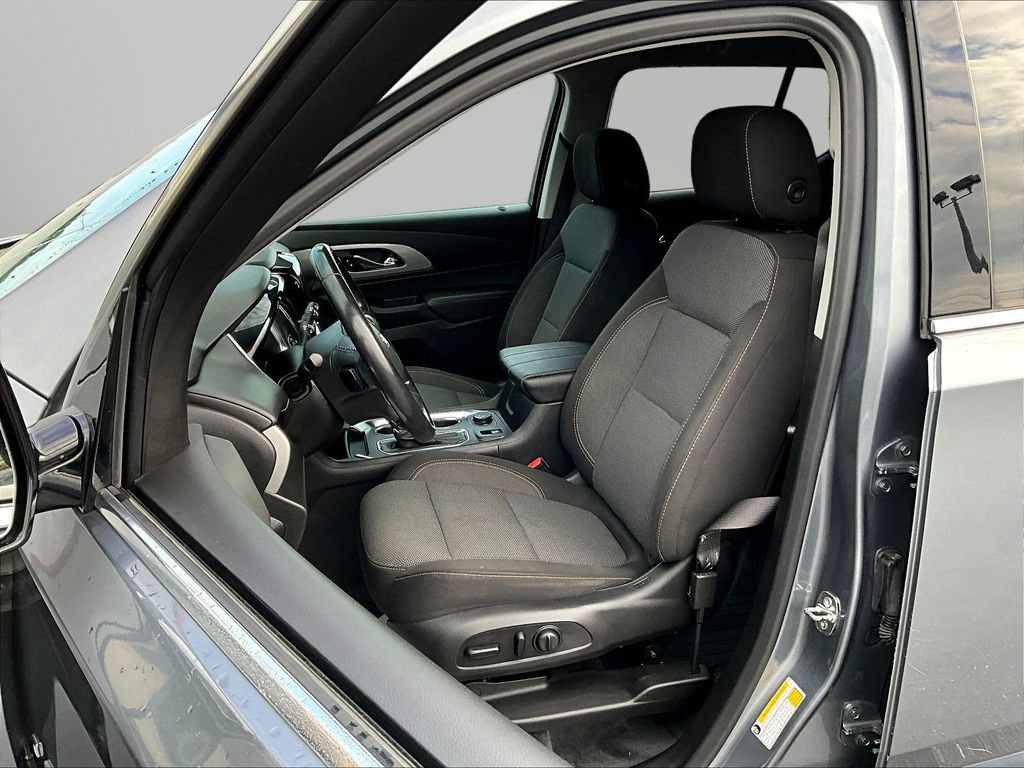 Used 2020 Chevrolet Traverse LT AWD/4WD image 25