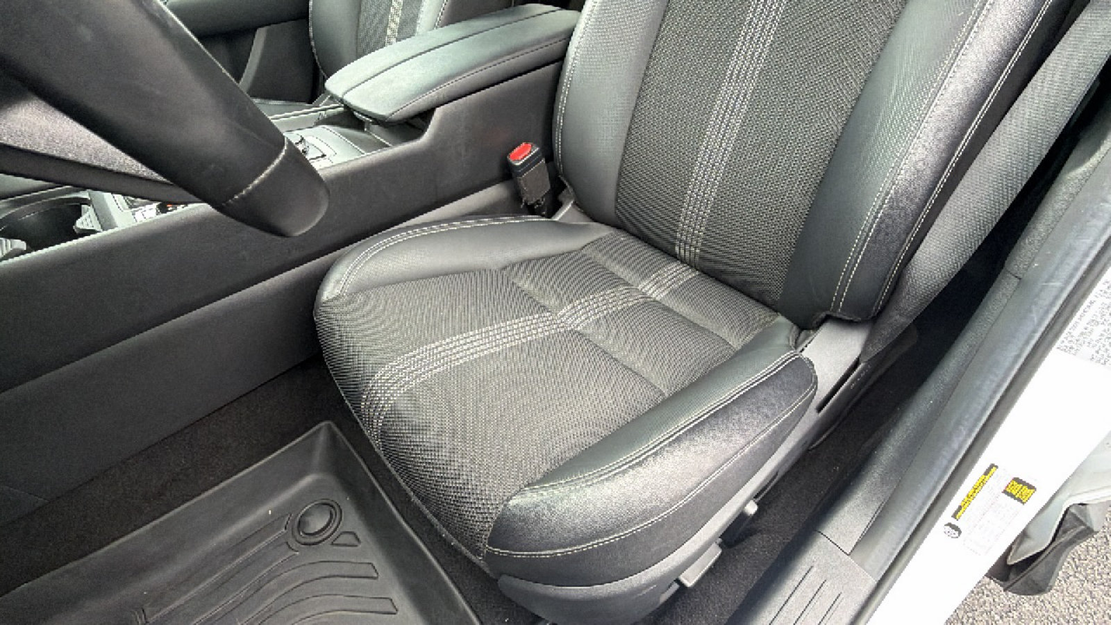 Certified 2024 MAZDA CX-50 AWD 2.5 S w/ Cargo Package image 14