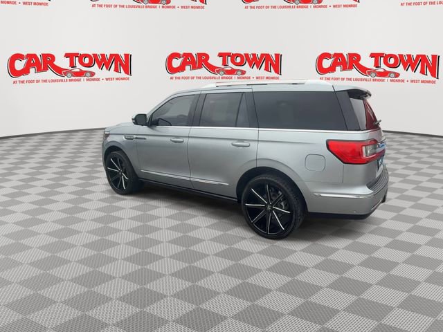 Used 2020 Lincoln Navigator Black Label w/ Cargo Convenience Package image 6