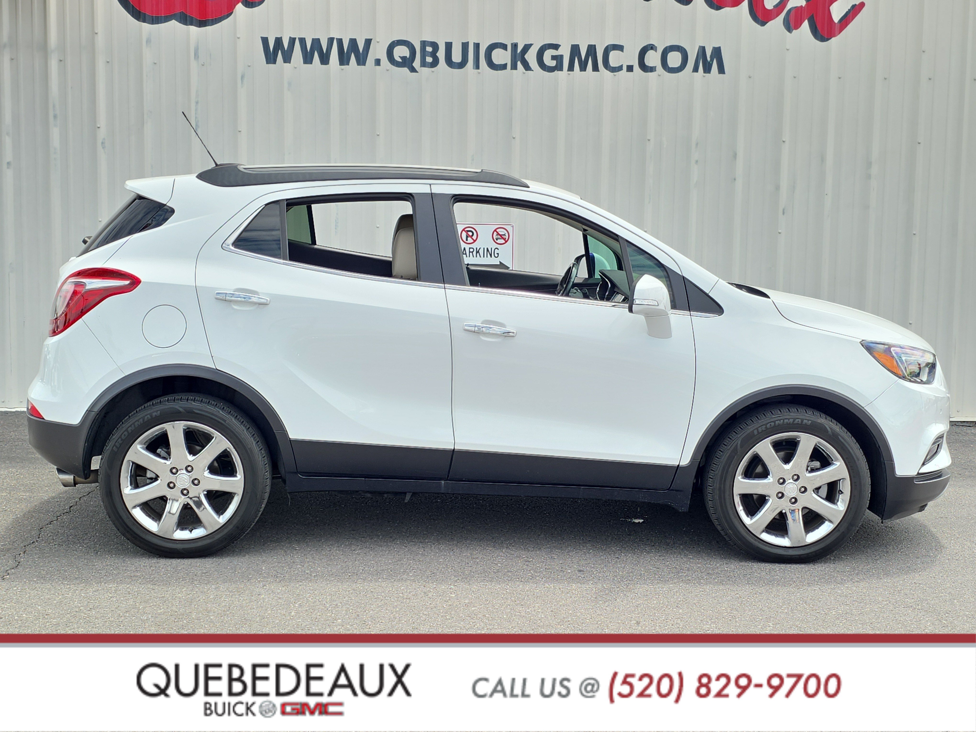 Used 2019 Buick Encore Essence w/ Experience Buick Package FWD image 9