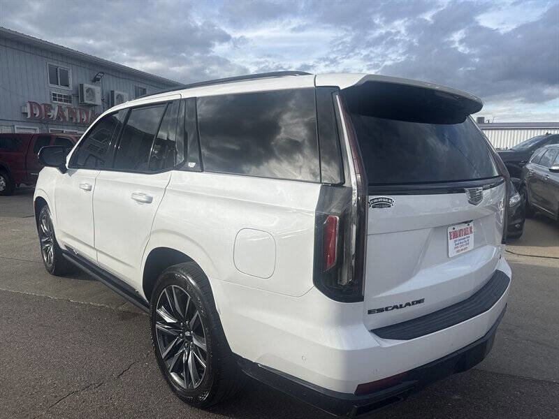 Used 2021 Cadillac Escalade Sport Platinum image 5