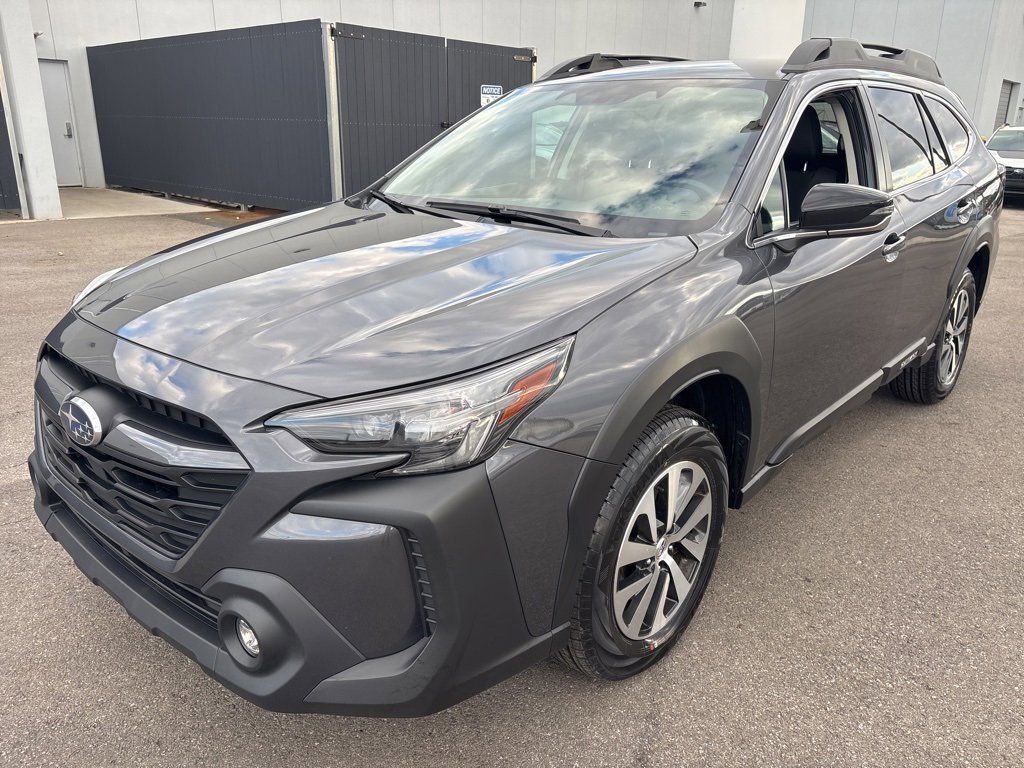 Certified 2023 Subaru Outback Premium image 6