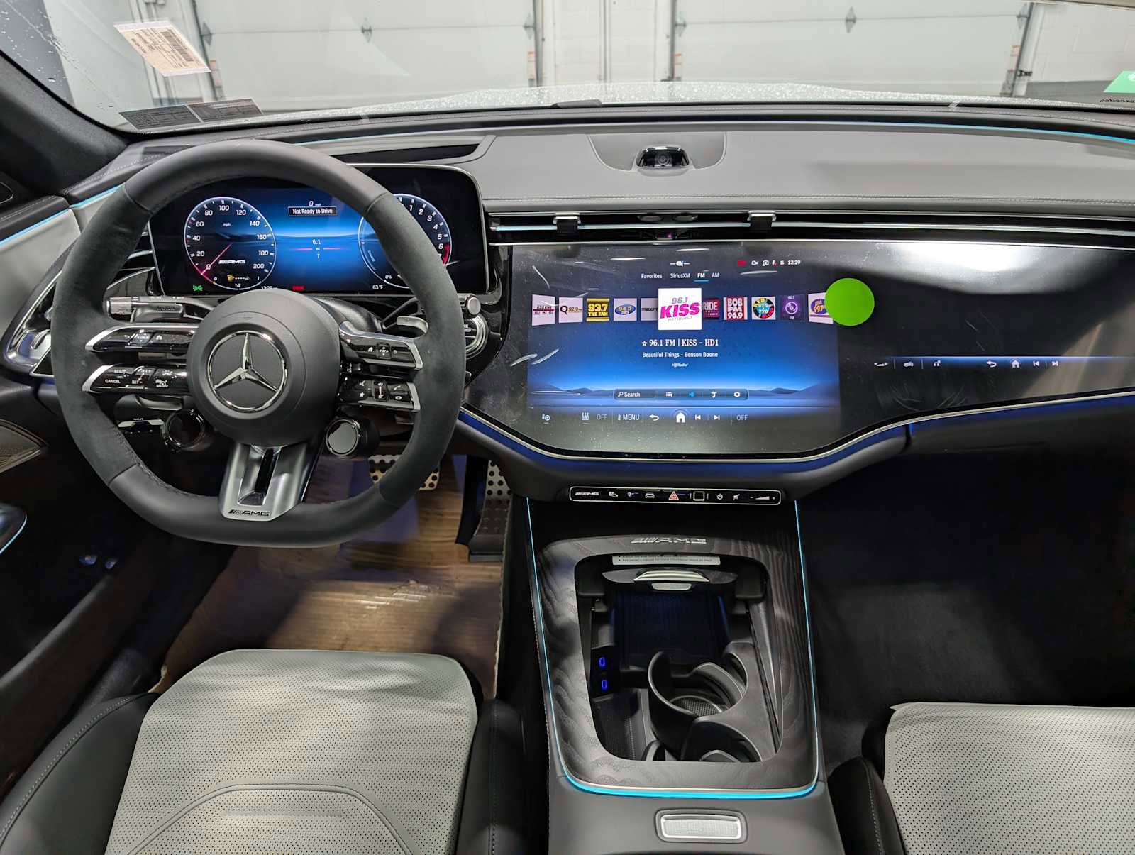 New 2026 Mercedes-Benz E 53 AMG e 4MATIC Sedan image 16