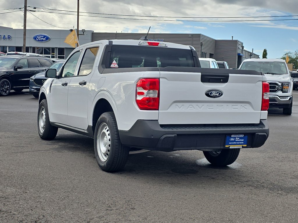 Certified 2025 Ford Maverick XL w/ Equipment Group 102A image 4