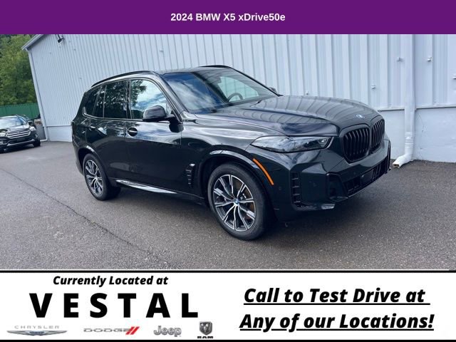 Used 2024 BMW X5 xDrive50e w/ M Sport Package image 5