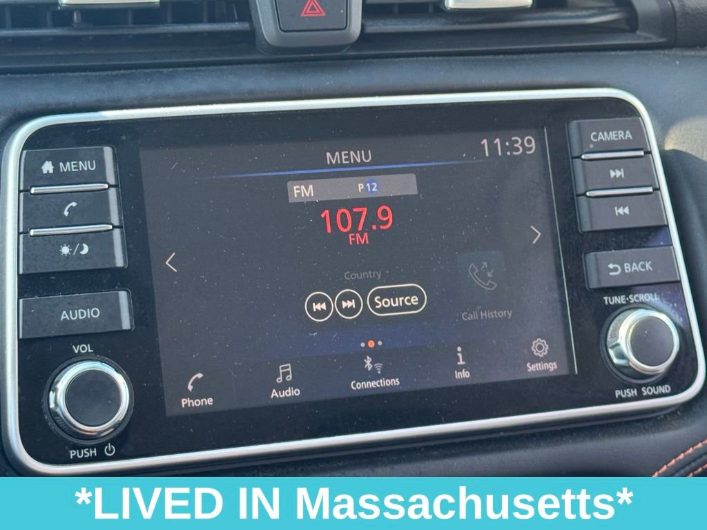 Used 2021 Nissan Versa SR w/ Convenience Package image 28