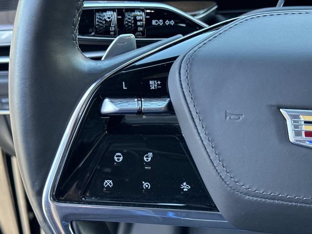 Certified 2025 Cadillac Escalade Sport Platinum w/ LPO, Floor Liner Package AWD/4WD image 30