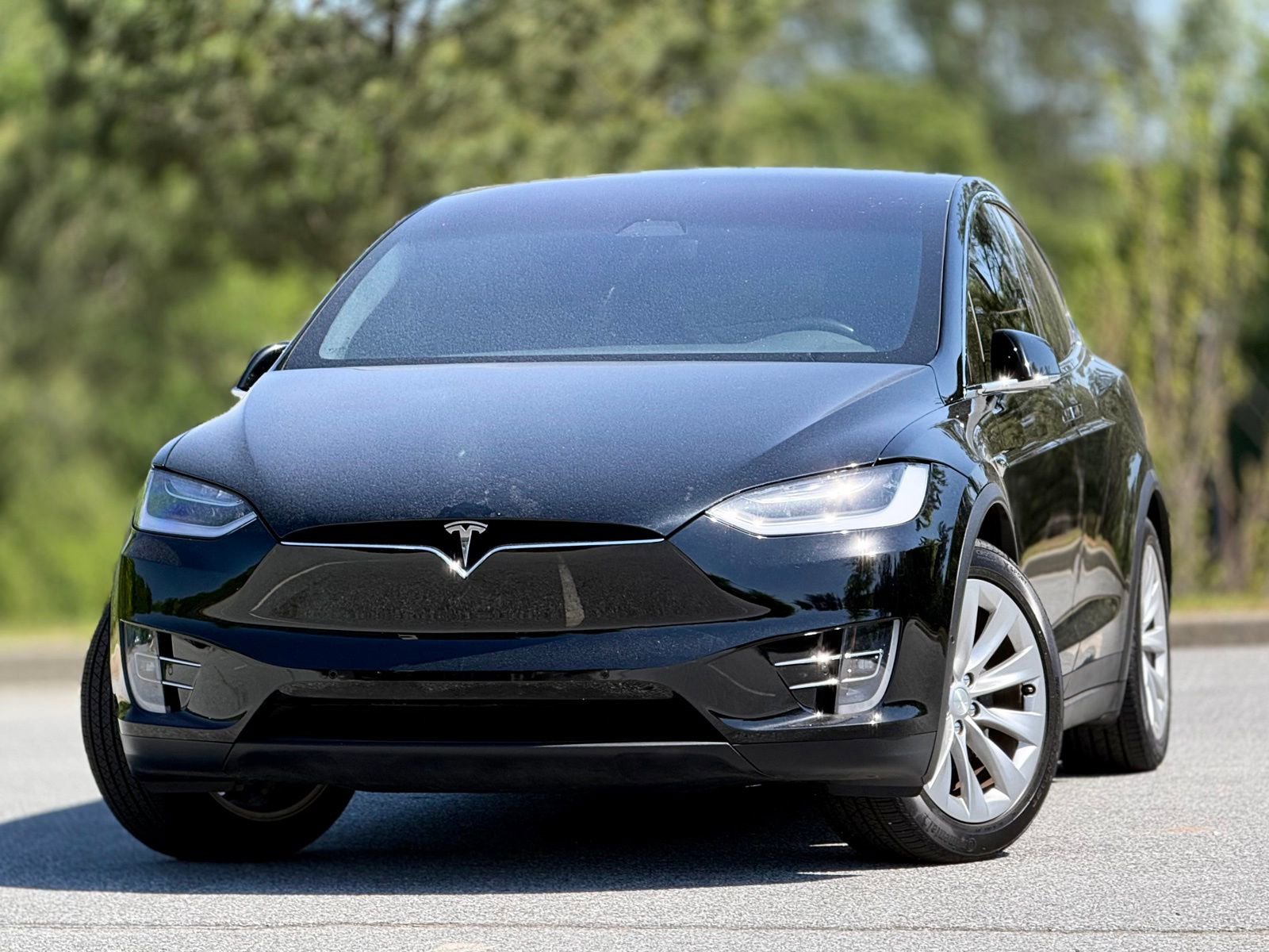 Used 2019 Tesla Model X AWD/4WD image 2