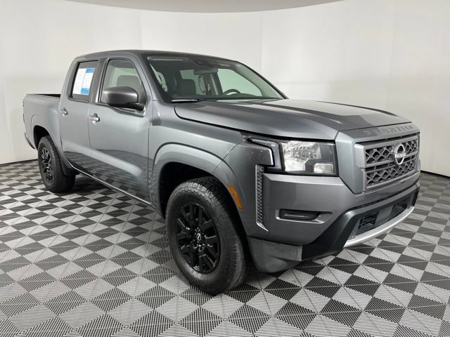 Used 2022 Nissan Frontier SV RWD image 3