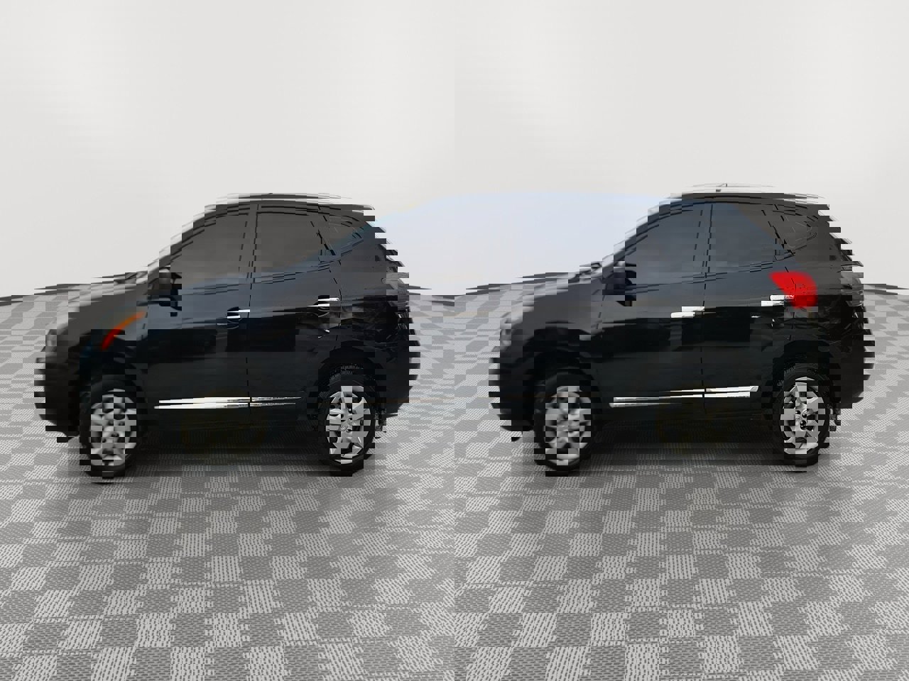 Used 2015 Nissan Rogue S image 5