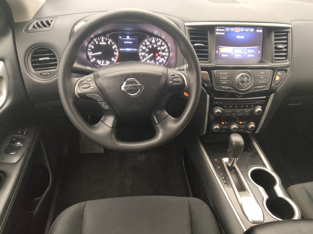 Used 2019 Nissan Pathfinder S FWD image 22