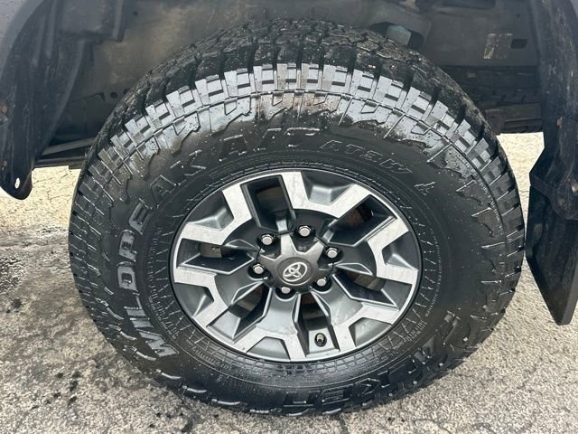 Used 2017 Toyota Tacoma 4x4 Double Cab image 25