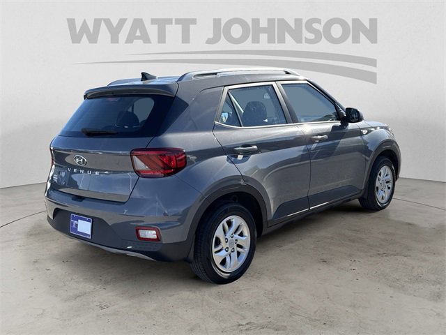 Used 2020 Hyundai Venue SEL image 5