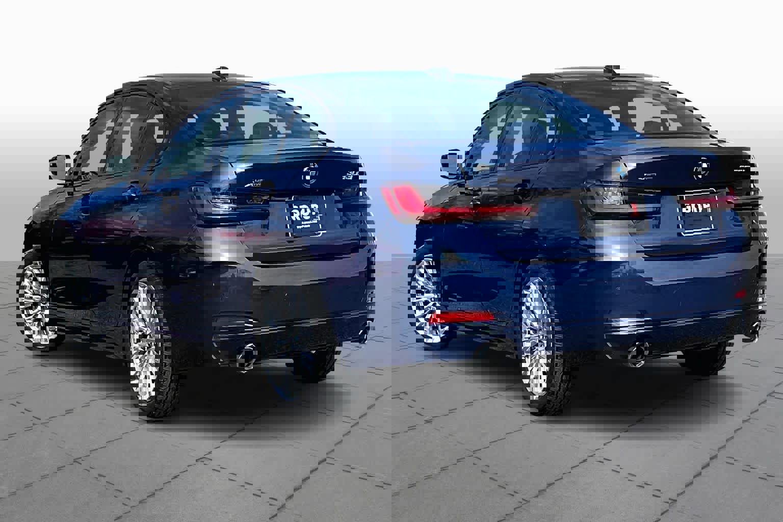 Certified 2023 BMW 330i xDrive 330i xDrive w/ Premium Package image 11