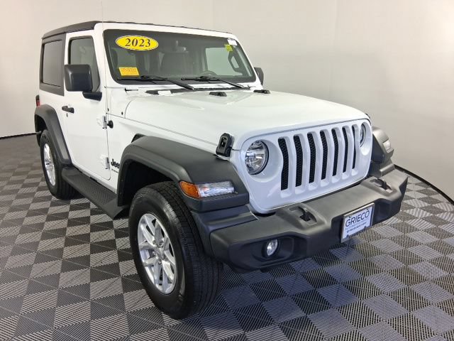 Used 2023 Jeep Wrangler Sport AWD/4WD image 1